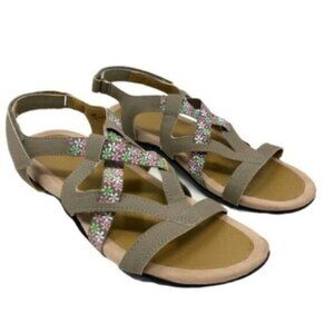 JSport | Tan with Flower Detail Velcro Closure Sandal Size 10